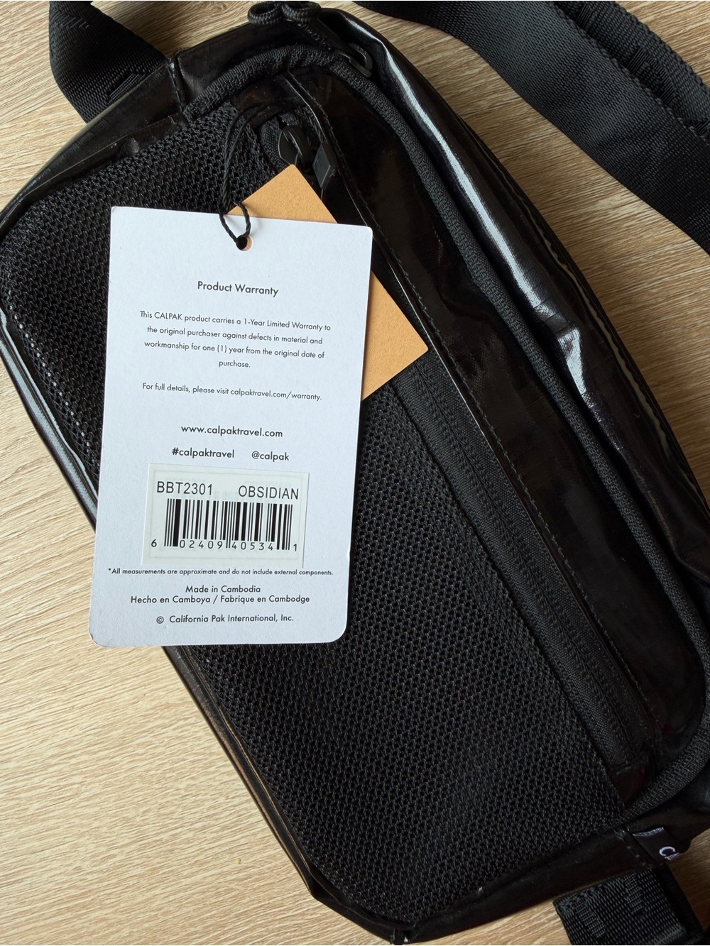 Calpak Terra Small Sling Bag - Picture 6 of 7